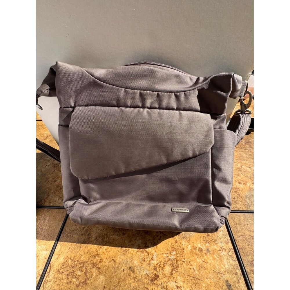 Travelon Travel Bag Adjustable Strap 2 Water Bottle Pockets Tan